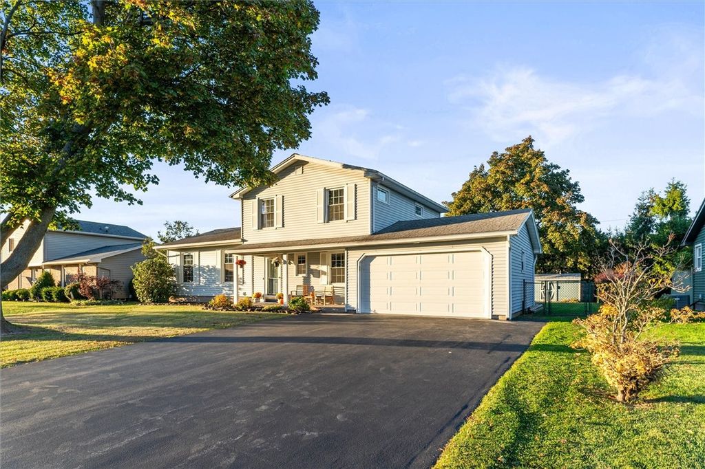 225 Carmas Drive, Greece, NY 14626