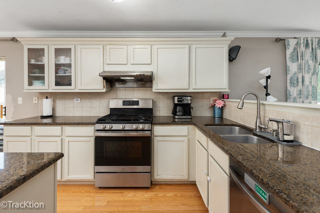 601 Kingsbrooke Crossing, Bolingbrook, IL 60440