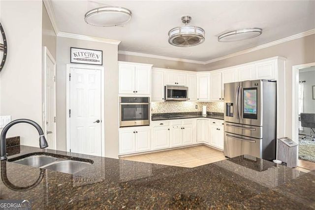 2562 Forest Meadow Lane, Lawrenceville, GA 30043