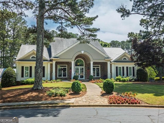 2562 Forest Meadow Lane, Lawrenceville, GA 30043