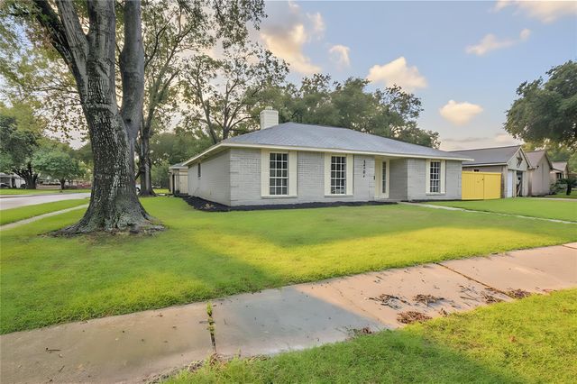 13703 Cologne Drive, Houston, TX 77065