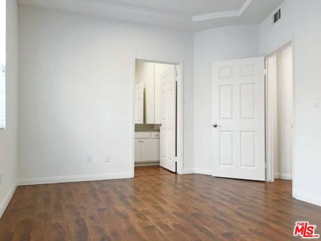 12712 MOORPARK Street 103, Studio City, CA 91604