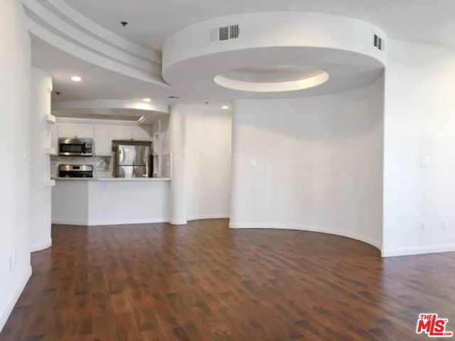 12712 MOORPARK Street 103, Studio City, CA 91604