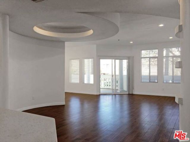 12712 MOORPARK Street 103, Studio City, CA 91604
