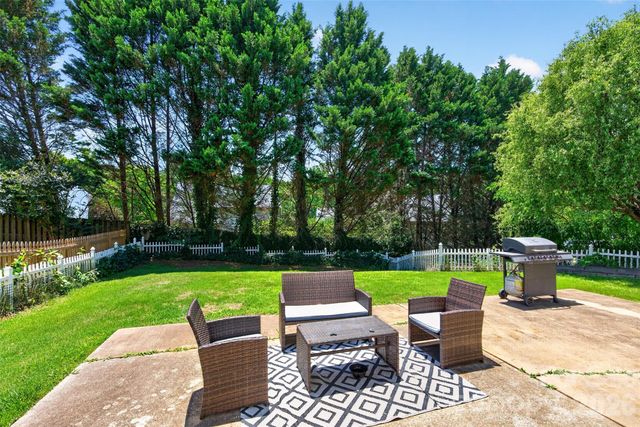 9204 Culcairn Road, Huntersville, NC 28078
