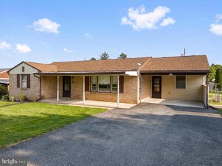 15 KENWOOD AVENUE, Carlisle, PA 17013