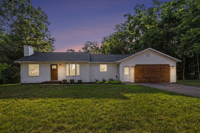 4372 Hunsberger Avenue NE, Grand Rapids, MI 49525