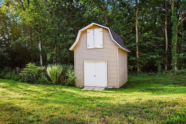 4372 Hunsberger Avenue NE, Grand Rapids, MI 49525
