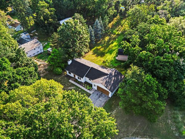 4372 Hunsberger Avenue NE, Grand Rapids, MI 49525