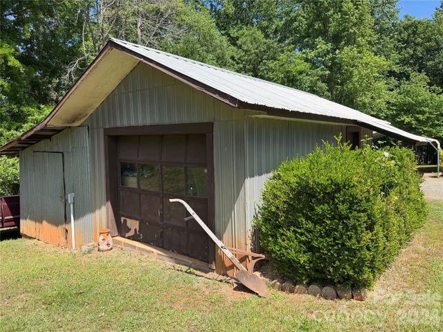 1085 Misenheimer Road, Rockwell, NC 28138