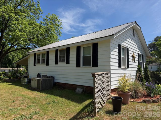 1085 Misenheimer Road, Rockwell, NC 28138