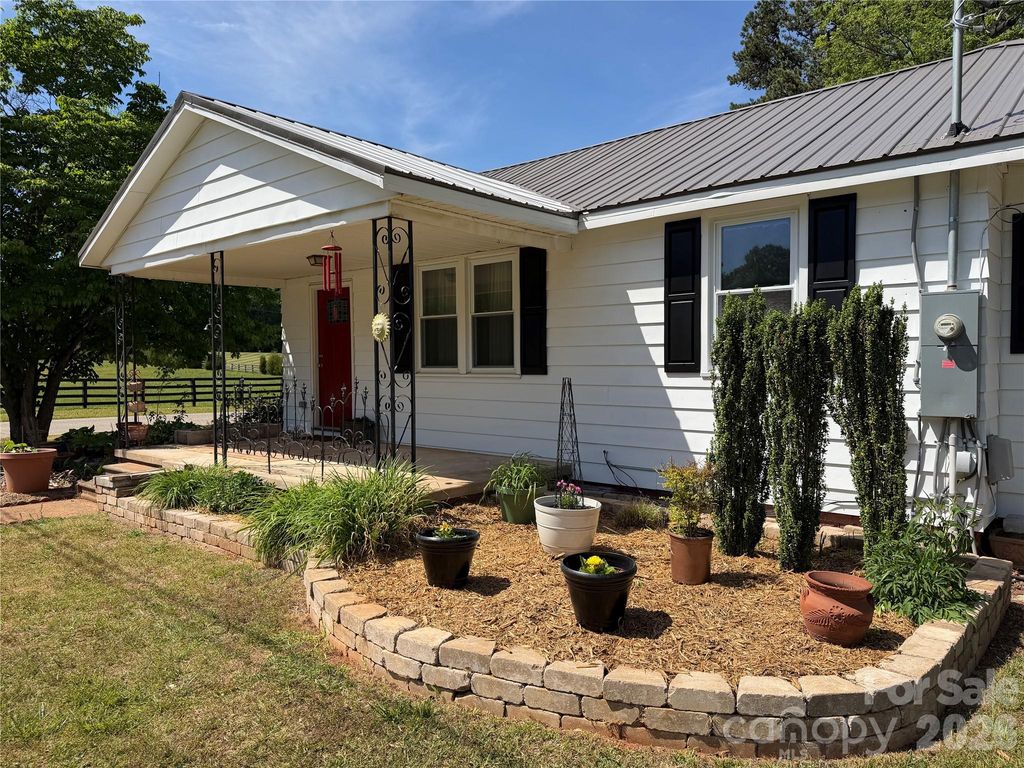 1085 Misenheimer Road, Rockwell, NC 28138