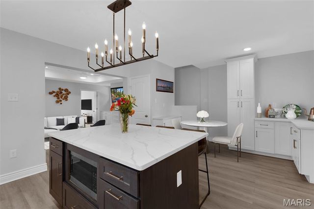5621 Botanical Avenue, St Louis, MO 63110