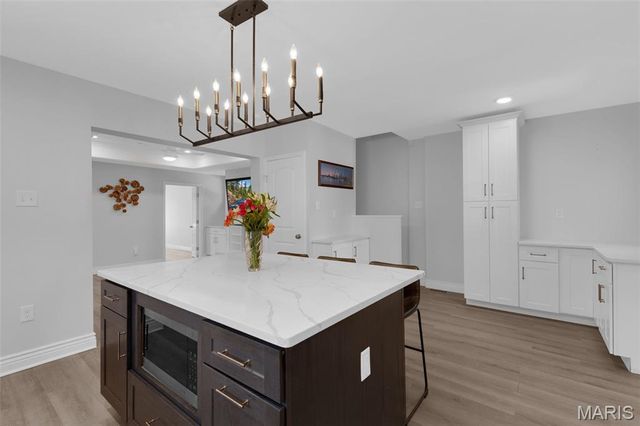 5621 Botanical Avenue, St Louis, MO 63110