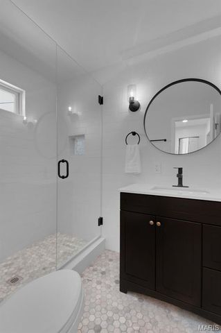 5621 Botanical Avenue, St Louis, MO 63110