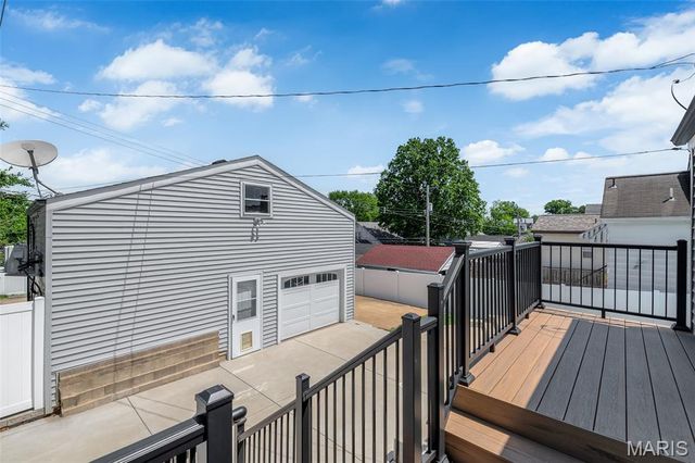 5621 Botanical Avenue, St Louis, MO 63110