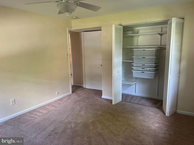 8711 BRAEBURN DR, Annandale, VA 22003