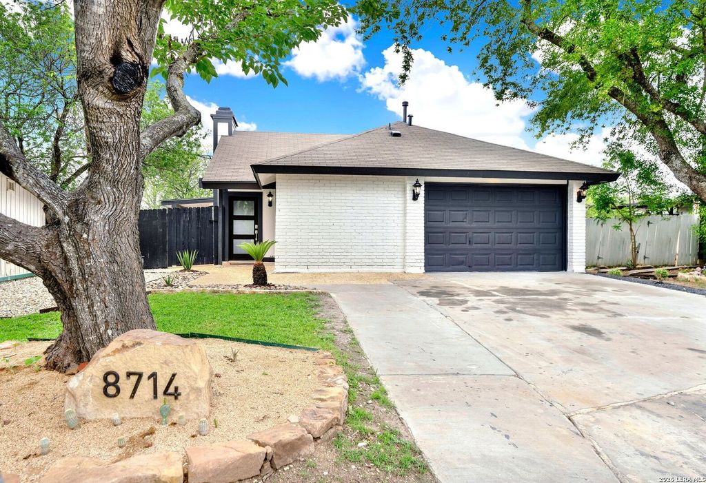 8714 Meadow Song, Converse, TX 78109