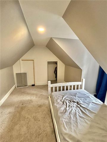 729 S 14th Street, St Joseph, MO 64501