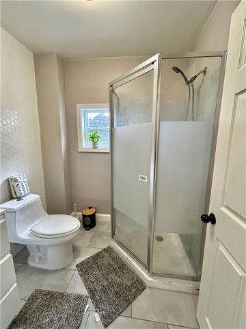 729 S 14th Street, St Joseph, MO 64501