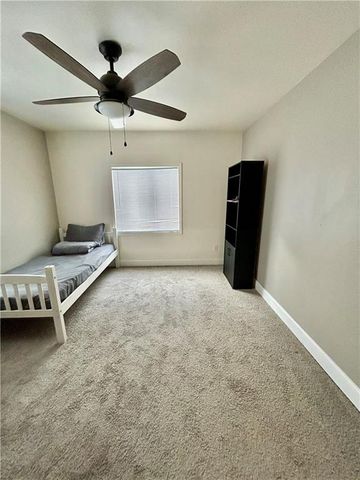 729 S 14th Street, St Joseph, MO 64501