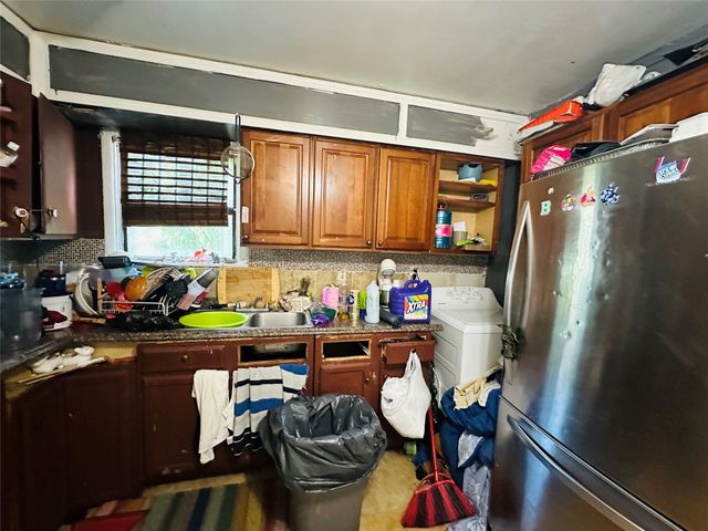 120 Woodbridge Way, Mesquite, TX 75149