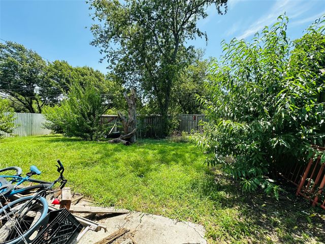 120 Woodbridge Way, Mesquite, TX 75149