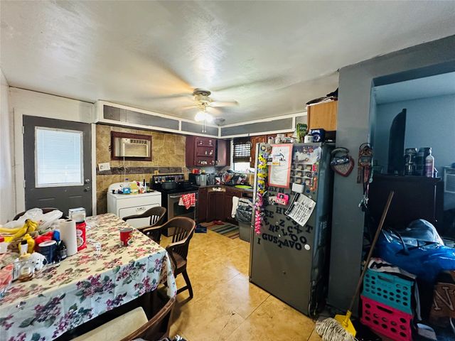 120 Woodbridge Way, Mesquite, TX 75149