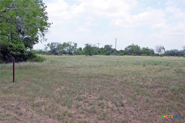 411 Fm 86, Red Rock, TX 78662