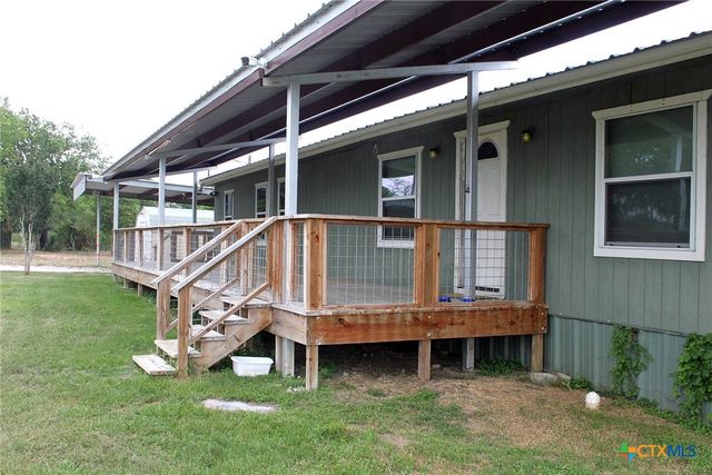 411 Fm 86, Red Rock, TX 78662