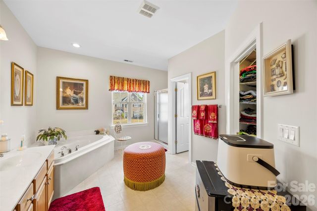 4351 Crest Line Lane, Harrisburg, NC 28075