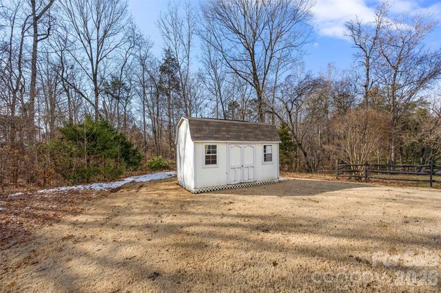 4351 Crest Line Lane, Harrisburg, NC 28075