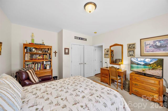 4351 Crest Line Lane, Harrisburg, NC 28075