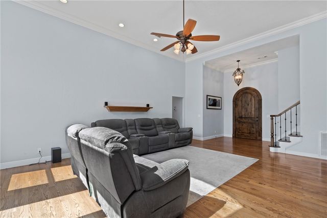 18725 Mallory Xing, Siloam Springs, AR 72761