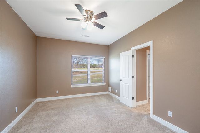 18725 Mallory Xing, Siloam Springs, AR 72761