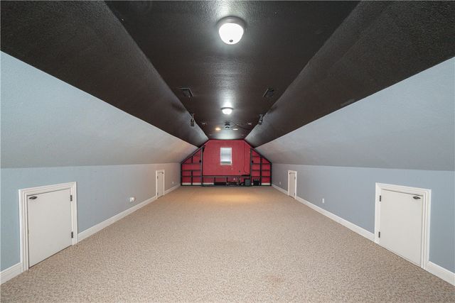 18725 Mallory Xing, Siloam Springs, AR 72761