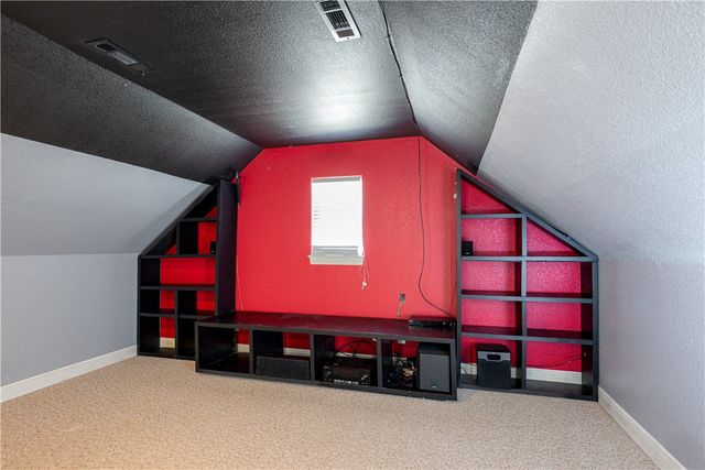 18725 Mallory Xing, Siloam Springs, AR 72761