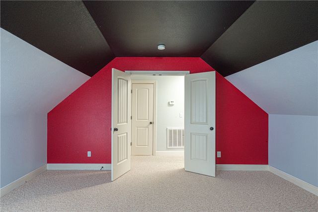 18725 Mallory Xing, Siloam Springs, AR 72761