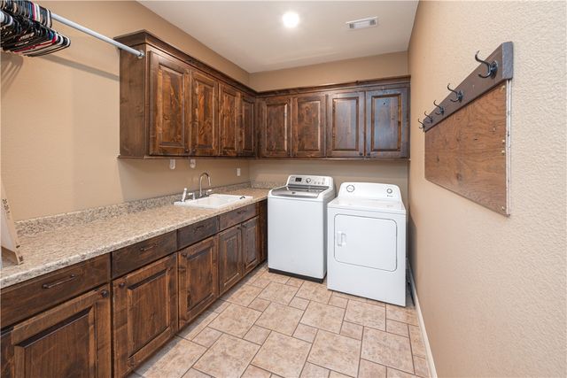 18725 Mallory Xing, Siloam Springs, AR 72761