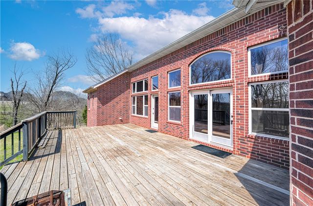 18725 Mallory Xing, Siloam Springs, AR 72761