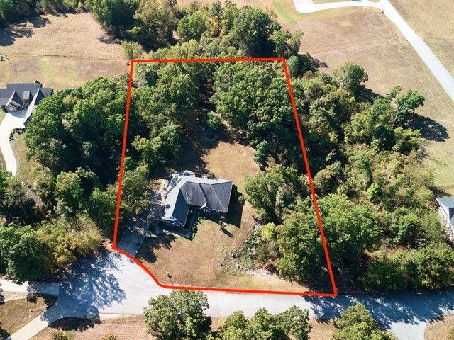 18725 Mallory Xing, Siloam Springs, AR 72761