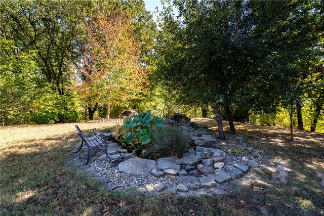 18725 Mallory Xing, Siloam Springs, AR 72761