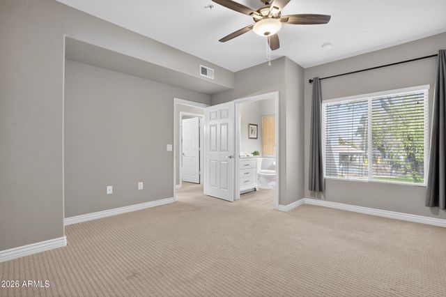 7401 W ARROWHEAD CLUBHOUSE Drive 2045, Glendale, AZ 85308