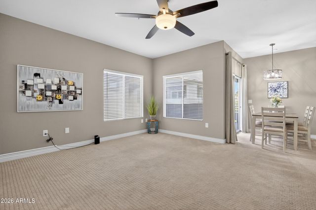 7401 W ARROWHEAD CLUBHOUSE Drive 2045, Glendale, AZ 85308