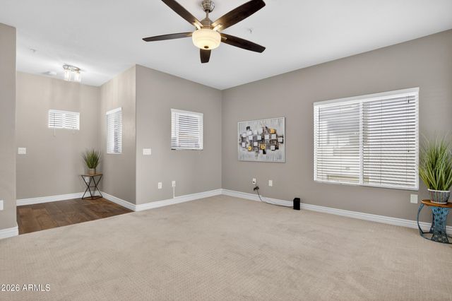 7401 W ARROWHEAD CLUBHOUSE Drive 2045, Glendale, AZ 85308