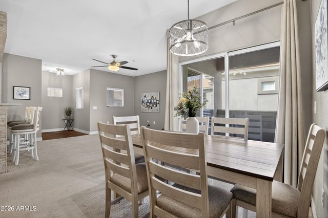 7401 W ARROWHEAD CLUBHOUSE Drive 2045, Glendale, AZ 85308