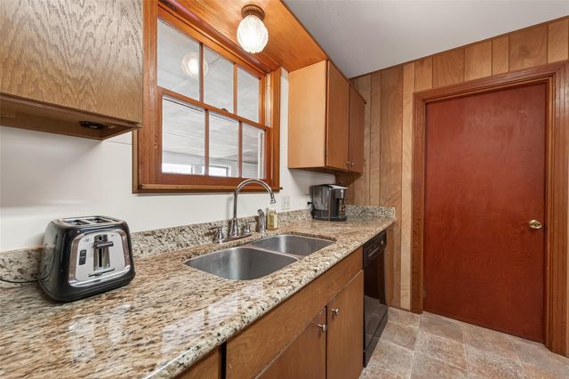 500 Lazy Lane, Wharton, TX 77488