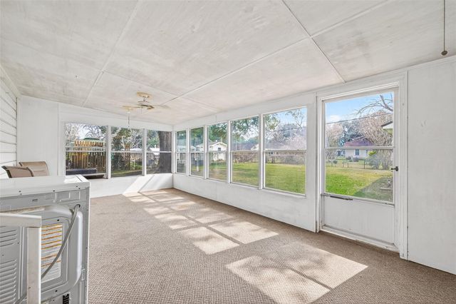 500 Lazy Lane, Wharton, TX 77488