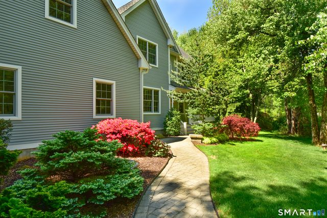 85 School Road, Bolton, CT 06043