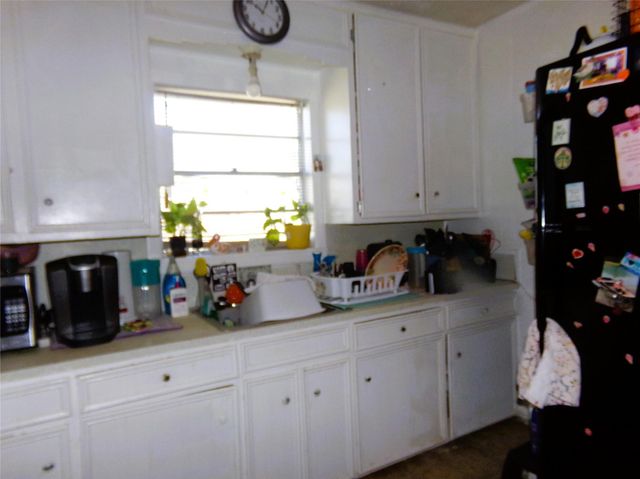 308 E East South Street, Weimar, TX 78962